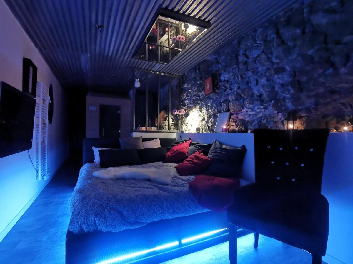 Sweet Loft Grenoble-Love Room Avec Jacuzzi & Sauna Exteriér fotografie